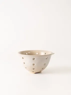 Light Stoneware Berry Bowl